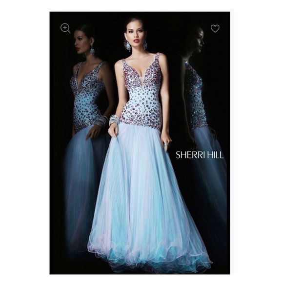 NWT SHERRI HILL Embellished Deep V Neck Mermaid Tulle Gown Blue Pink Size 2 - Picture 5 of 15